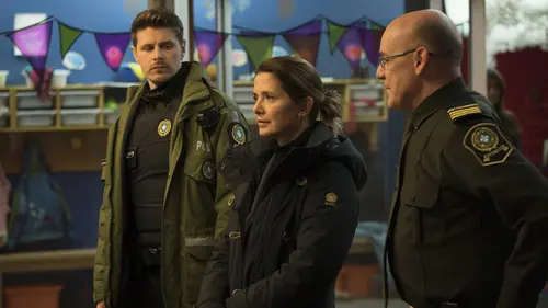 Casting The Wall S01E06 A l'écoute