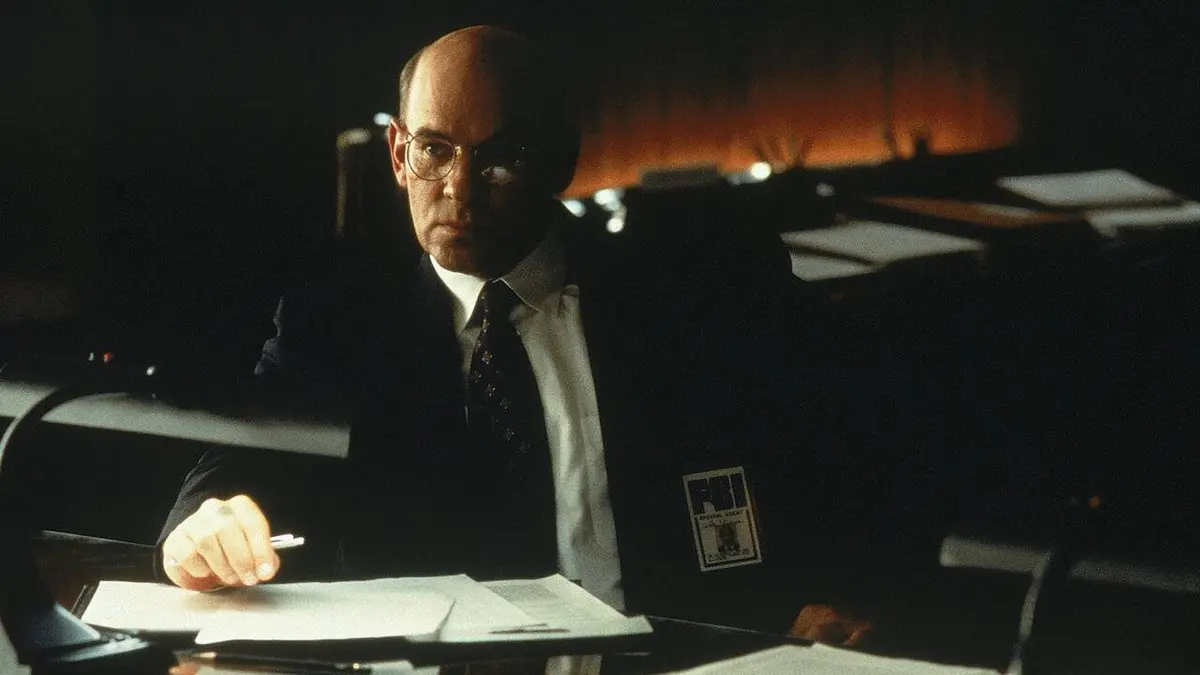 The X Files S02E14 La main de l'enfer