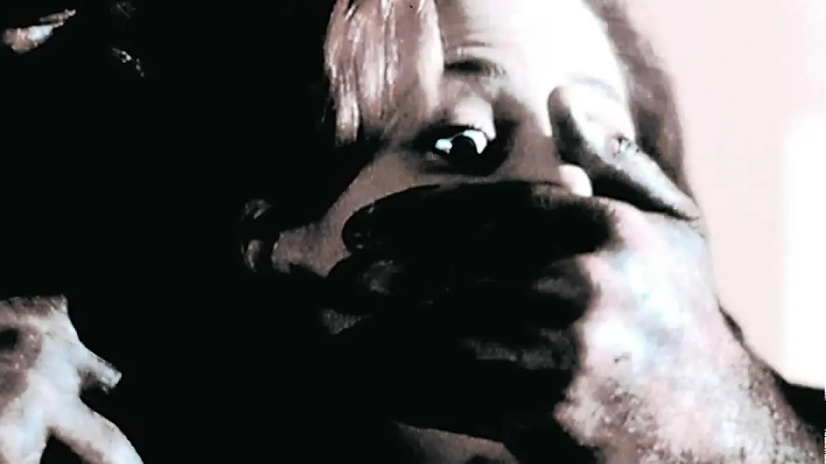 The X Files S06E15 Bienvenue en Arcadie