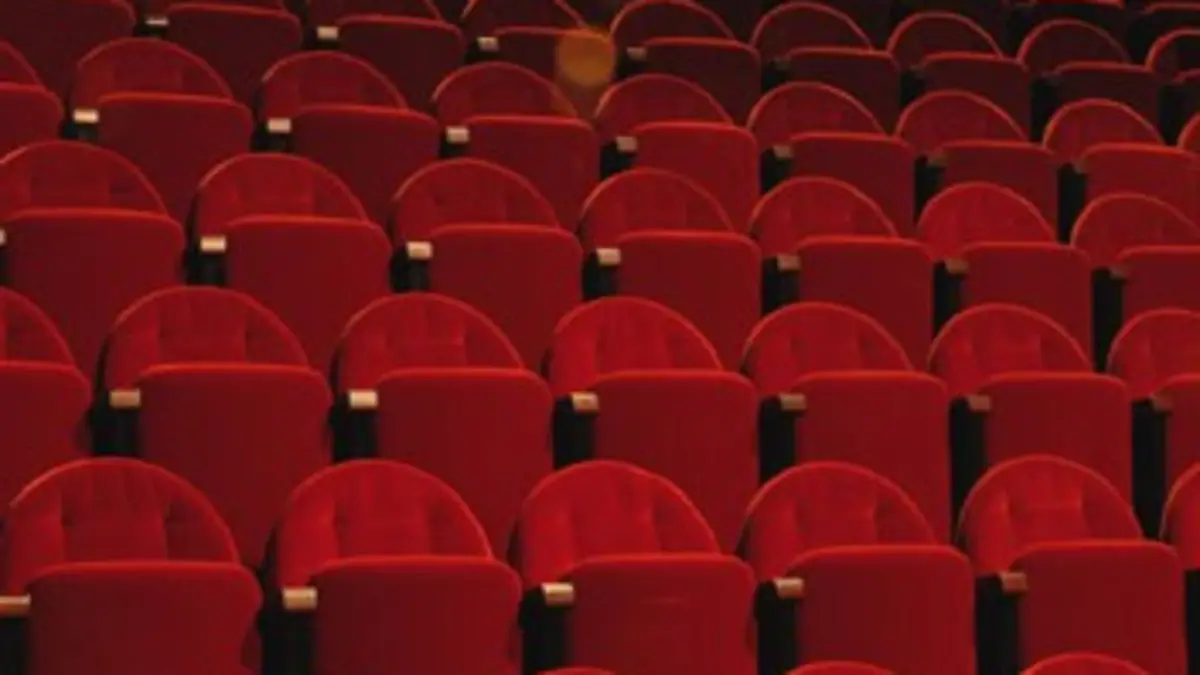 Théatre Wallon «Quéle eûre èst-i ?»