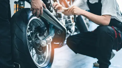 Casting Thorn Bikes, l'atelier Moto Saint d'esprit, et de corps