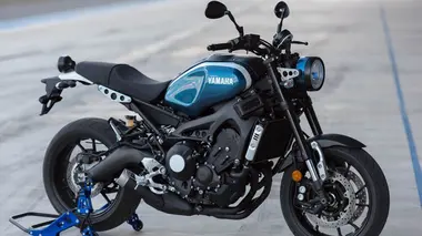 Thorn Bikes, l'atelier Moto Vieux de loin, neuf de près