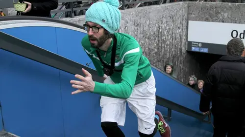 Tim contre le web Tennis dans les airs