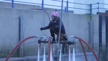 Tim contre le web Chute libre depuis un immeuble / Tabouret de bar / Hoverboard