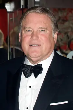 Photo Tim Headington