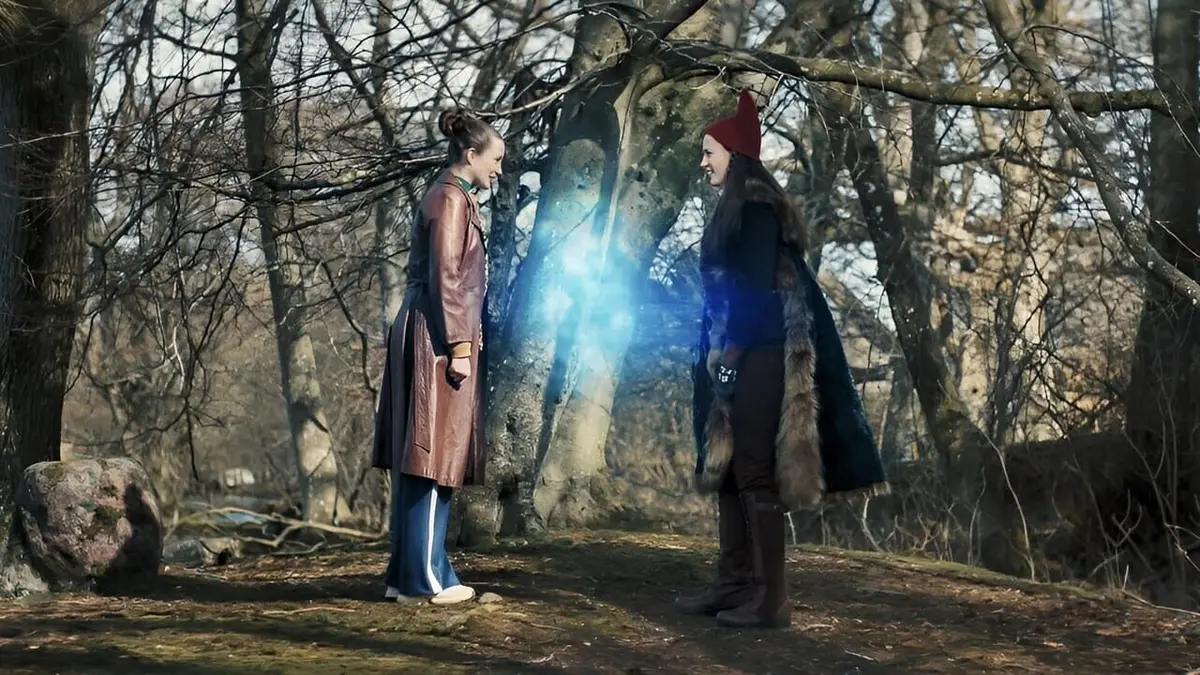 Tinka et le miroir de l'âme S03E06 La résidence étudiante