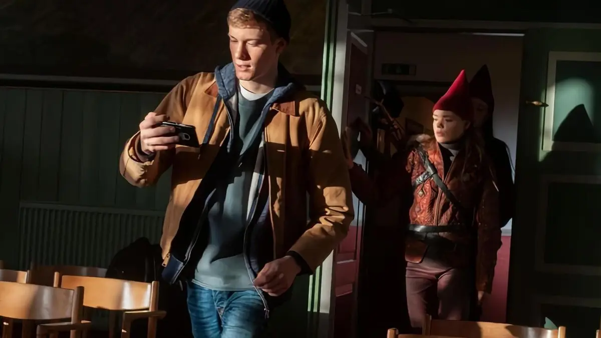 Tinka et les Jeux du roi S02E15 Retour à l'internat