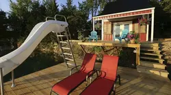 Tiny Paradise: Mini-maisons de rêve S01E07 Les pieds dans l'eau