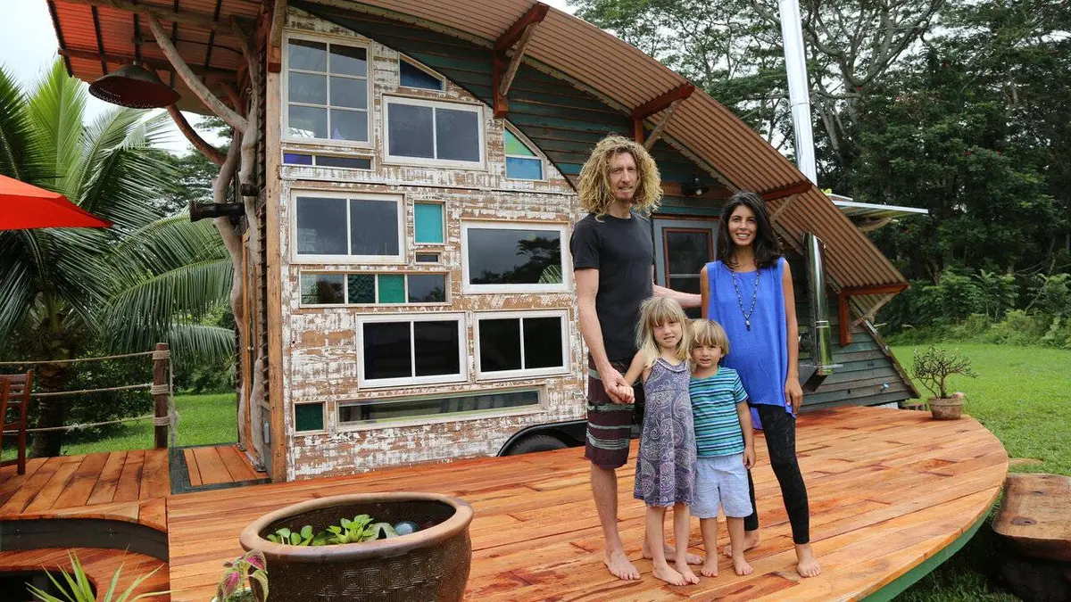 Tiny Paradise: Mini-maisons de rêve S02E01 Mini-refuge tropical