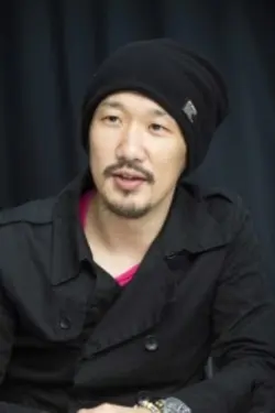 Photo Tomohiro Suzuki