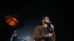 Tony Saint Laurent : Inclassable