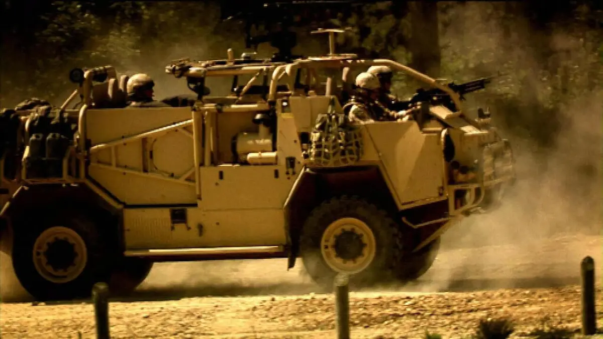 Top Gear S13E04 The One with the Race against a Letter