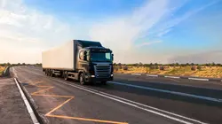 Top Gear S32E03 Les poids lourds