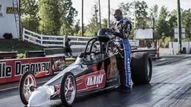 Episode 4/8 : Passion dragsters