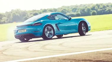 Top Gear Episode 7/7 : Le «Superyacht»