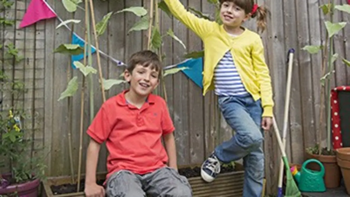 Topsy et Tim S01E26 Grandir comme les tournesols