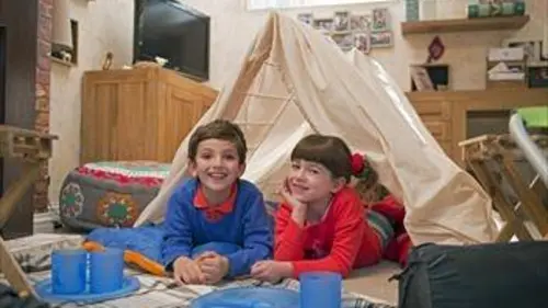 Topsy et Tim S02E10 Une tente dans la maison