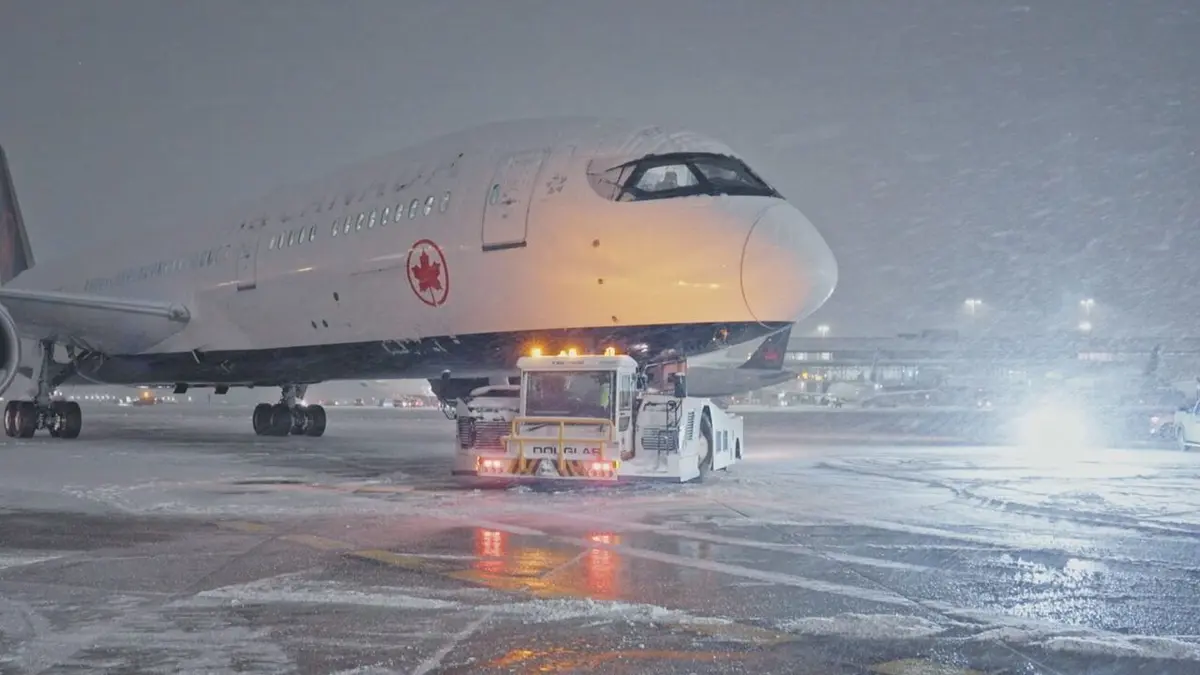 Toronto Airport Uncovered Tempête sur Toronto