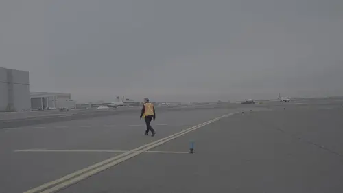 Toronto Airport Uncovered Avis de tempête