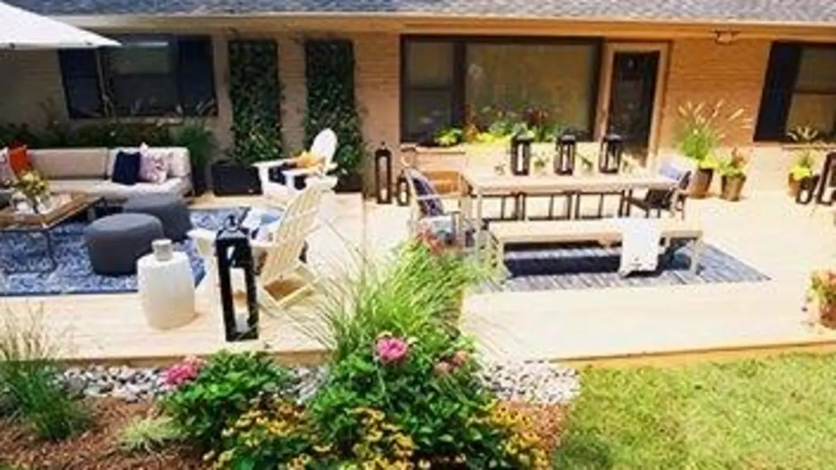 Total Rénovation : Terrasses et jardins S01E03 Mise au vert