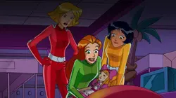 Totally Spies S04E01 Triplés de rêve
