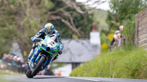 Tourist Trophy : Pas le droit à l'erreur Liberté