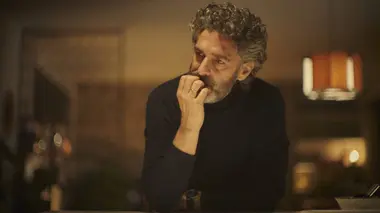 Tout le monde ment S01E03