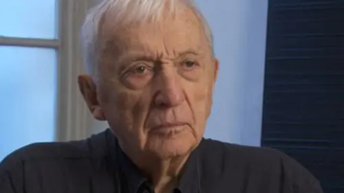 Tout vient du noir et se perd dans le blanc