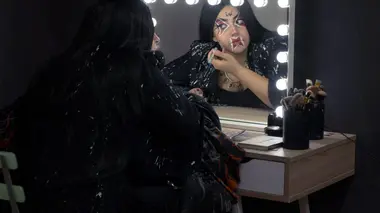 Dictatures : l'emprise sur le corps et l'esprit