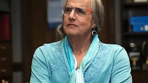 Transparent S02E05 Mamie Pfefferman