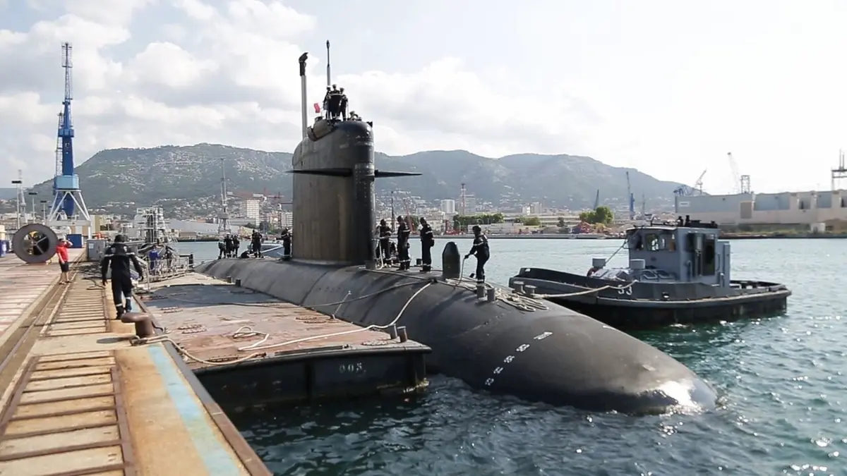 Traque en eaux profondes à bord d'un sous-marin nucléaire français