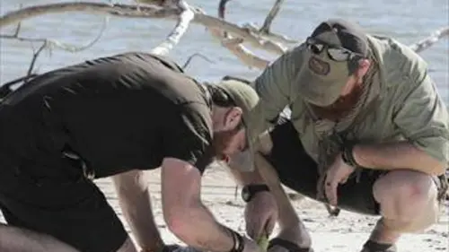 Traqueurs de mystères S01E06 La malédiction de l'Eldorado