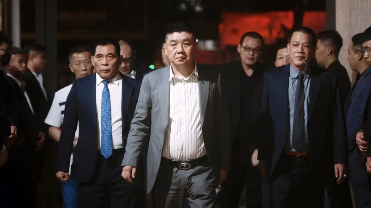Triades La mafia chinoise à la conquête du monde Naissance d'une pieuvre
