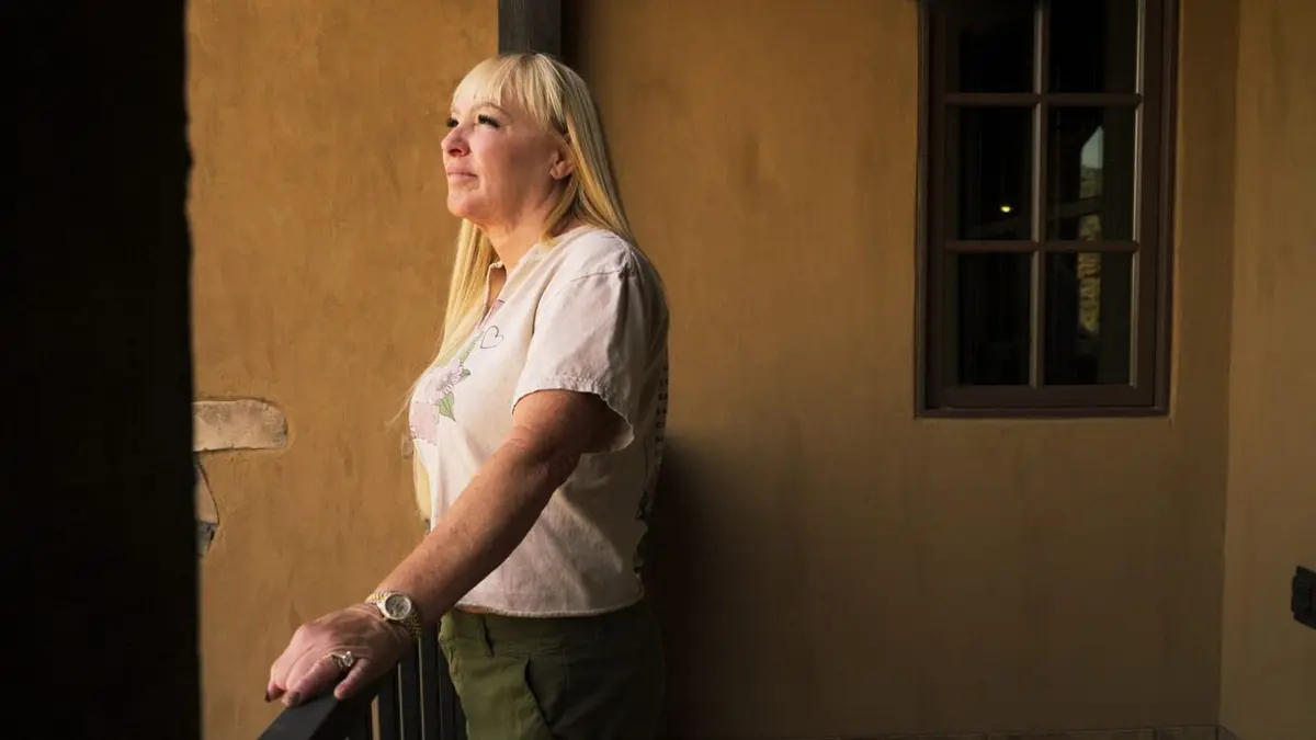 Trois mères, deux bébés et un scandale La version de Vickie