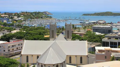 Trois nuances de bleu replay