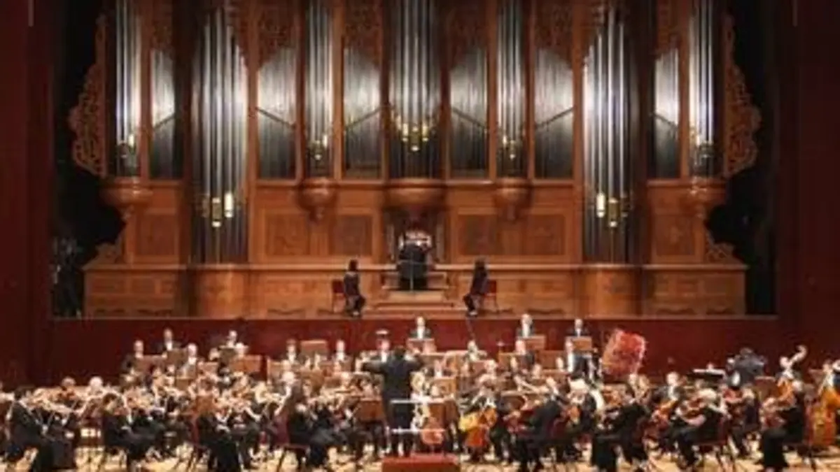 Tugan Sokhiev et l'Orchestre du Capitole de Toulouse Haydn et Chostakovitch
