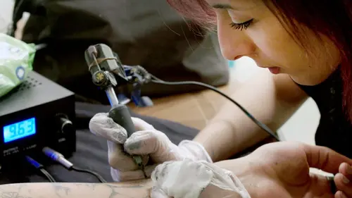 Tunisie, l'art du tatouage berbère