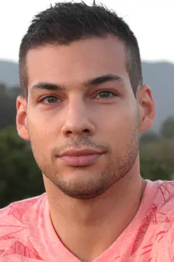 Photo Tyler Straessle