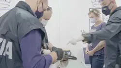 Ultimate Airport Rome S01E04 Pyjama suspect