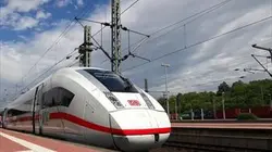 Ultimes véhicules E06 Trains hors norme