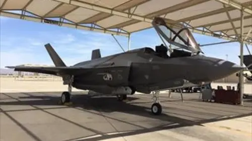 Ultimes véhicules E02 Avions militaires