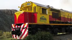 Visuel de En train à travers