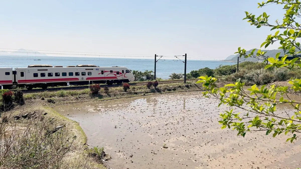 Visuel de Un billet de train pour... Les côtes de Taïwan