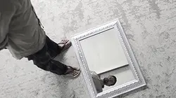 Visuel de Un caillou et des livres