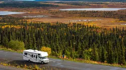 Un camping-car à tout prix S06E10 Budget serré