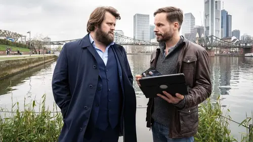 Un cas pour deux S39E01 Soirées privées