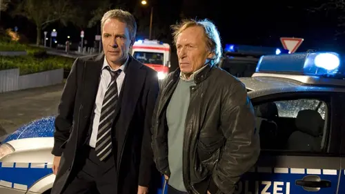 Un cas pour deux S25E12 Mort d'un comptable en streaming