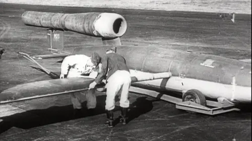 Un été sous les bombes S01E05 Canalisation volante