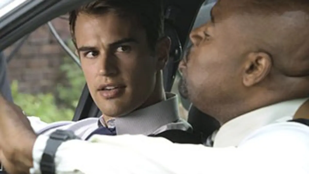 Un flic d'exception S01E03 La justice et la loi