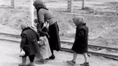 Un jour à Auschwitz